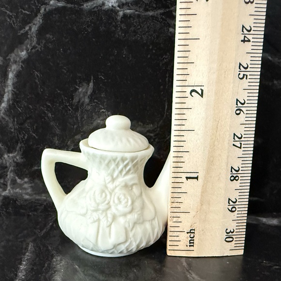 FLORAL FANTASY Eight Piece Miniature Tea Set - Picture 11 of 16